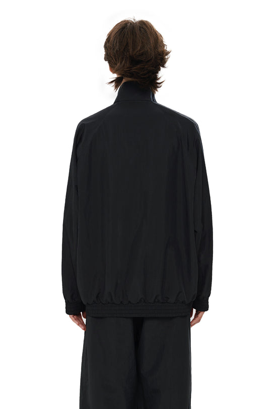 Чорна спортивна куртка 