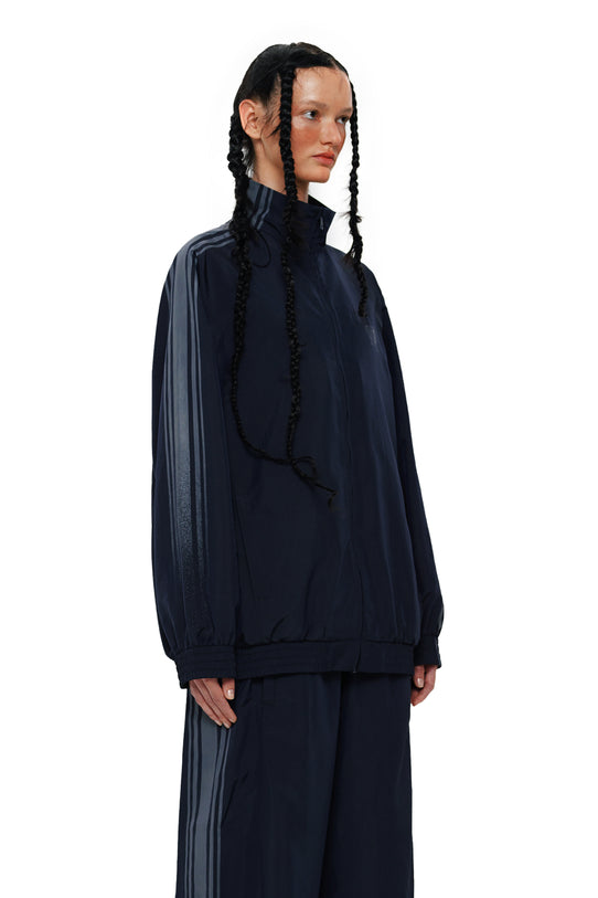 Синя спортивна куртка 